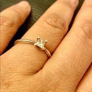 Diamond ring